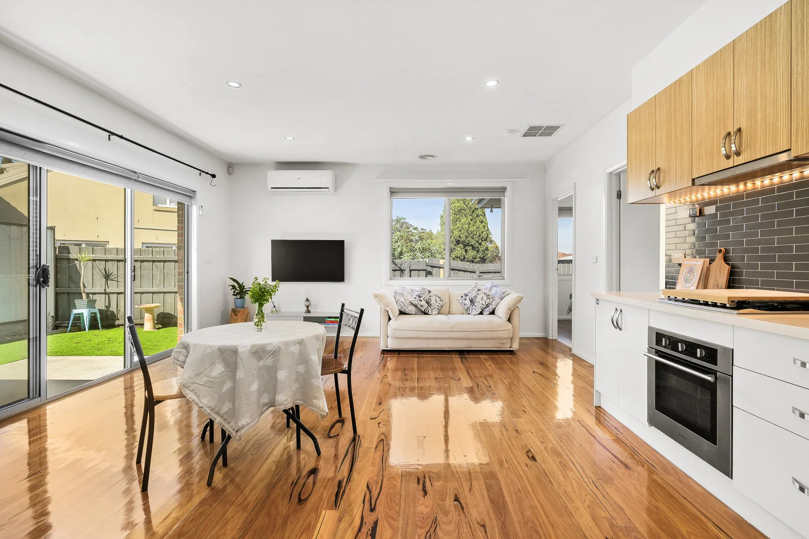 Additional image 4 of 4/6 Bliburg Street, Jacana VIC 3047