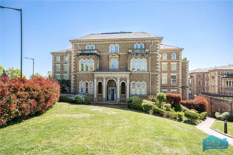 Princess Park Manor, Royal Drive, Friern Barnet, London N11