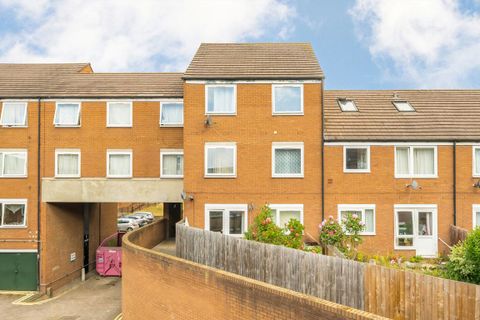 Marsland Close, Kennington SE17
