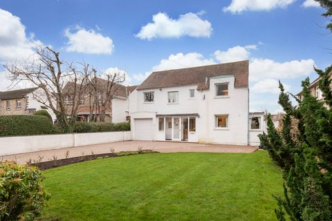 Cramond Road North, Edinburgh EH4