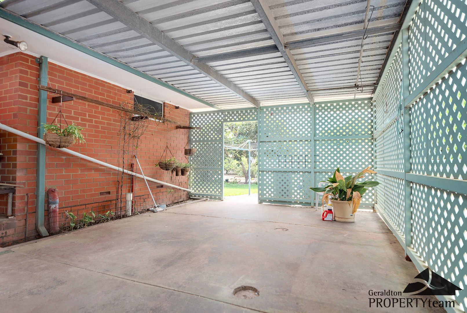 Additional image 8 of 100 Kenny Crescent, Rangeway WA 6530