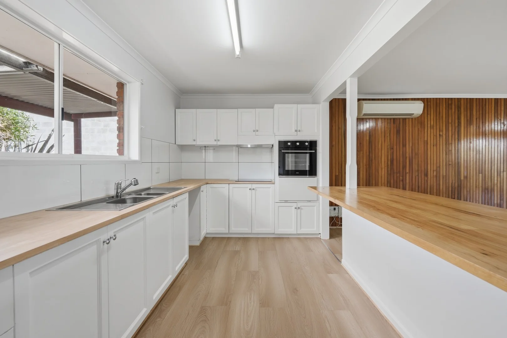 1/12 Drysdale Court, Newnham TAS 7248