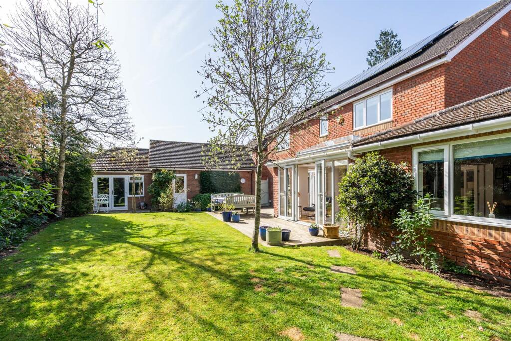 Additional image 29 of Four Ashes Road, Dorridge, B93