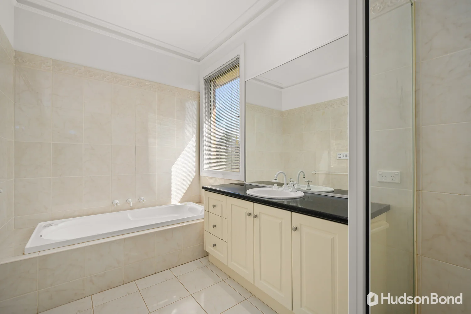 Additional image 7 of 2/9-11 Rosebank Terrace, Templestowe Lower VIC 3107