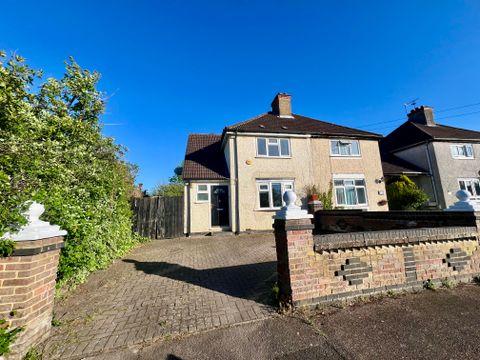 Crossway, Pinner HA5
