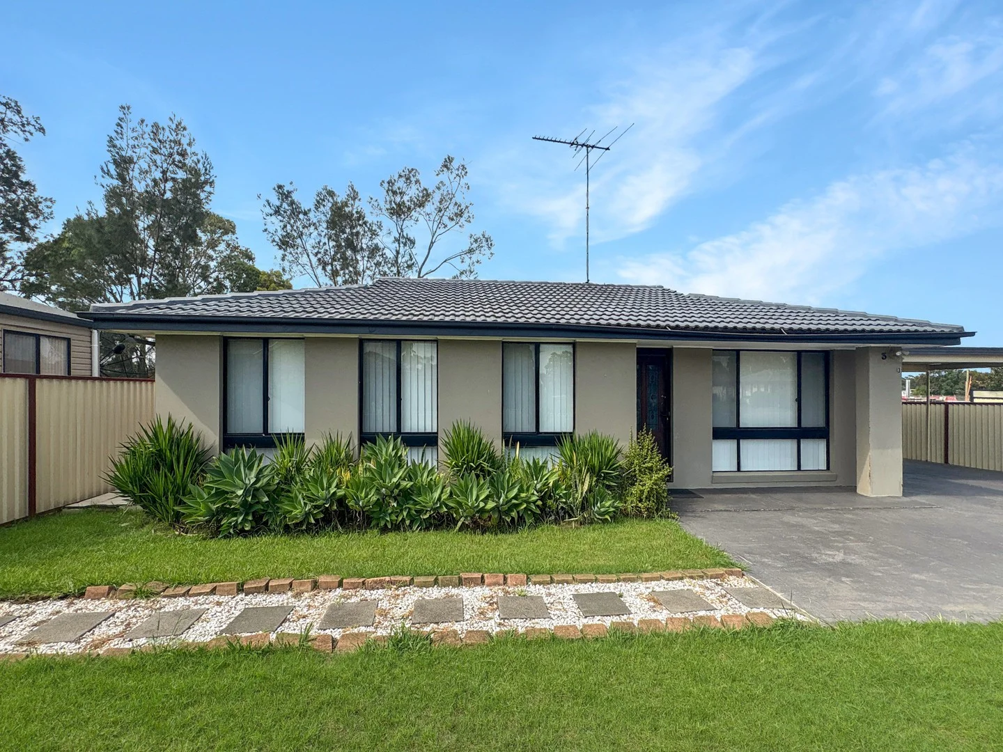 3 Meru Pl, St Clair NSW 2759