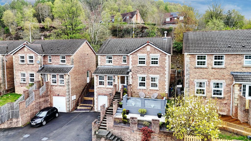 Additional image 28 of 4 bed detached house for saleManor Court, Edwardsville, Treharris CF46