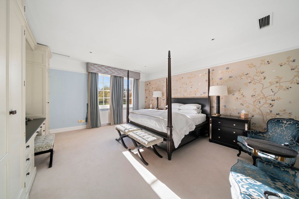 Additional image 16 of 12 bed property for saleGreat Martins, Shurlock Row, Shurlock, Reading RG10