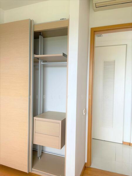 18 Marina Boulevard photo 4