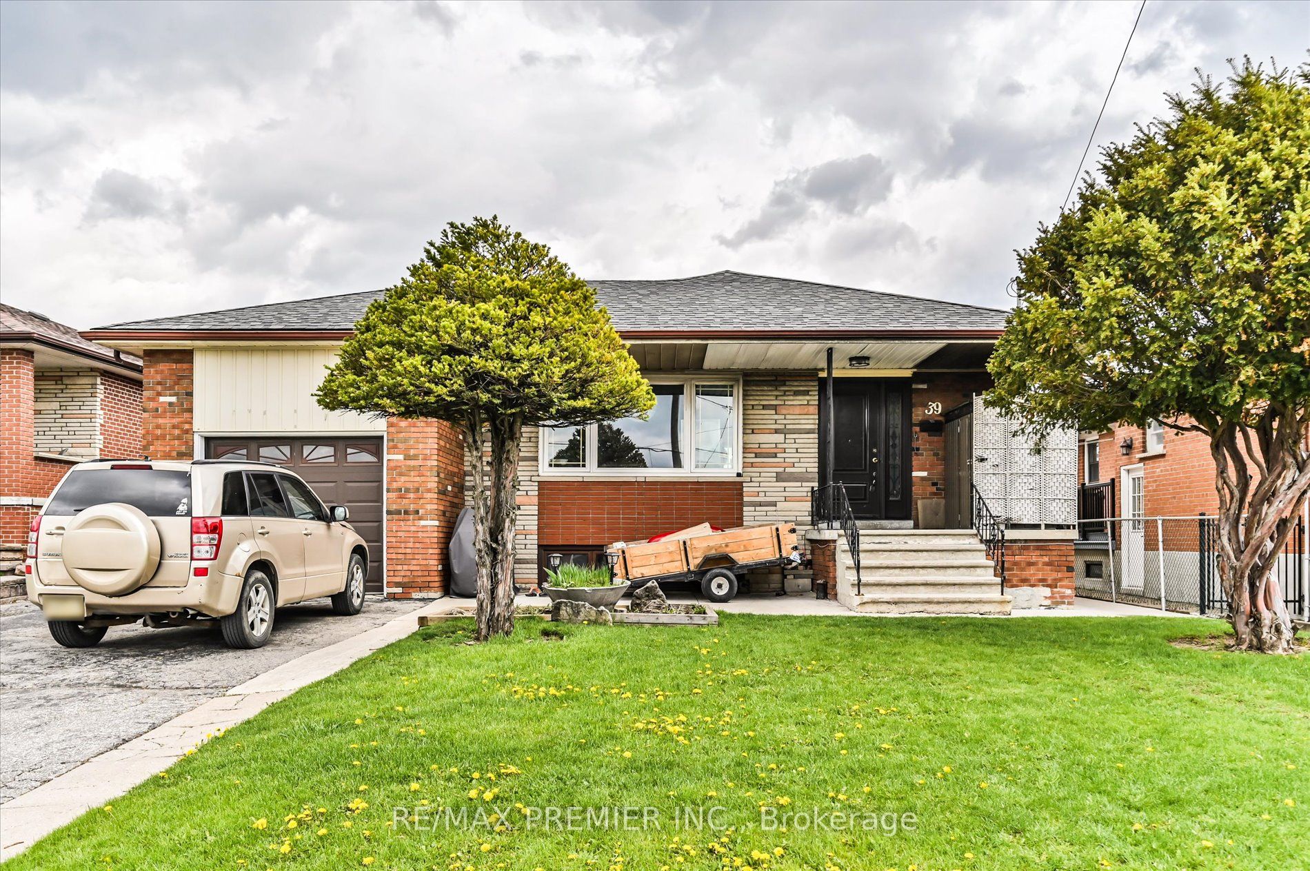 Additional image 2 of 39 Jocada Road, Toronto, ON, M6L 2J4