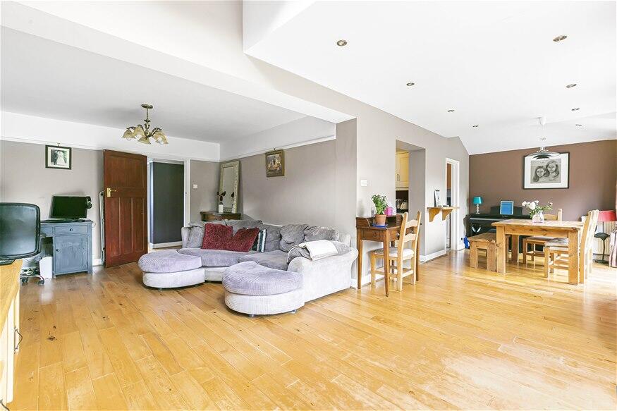 Sibley Avenue, Harpenden, AL5 photo 2