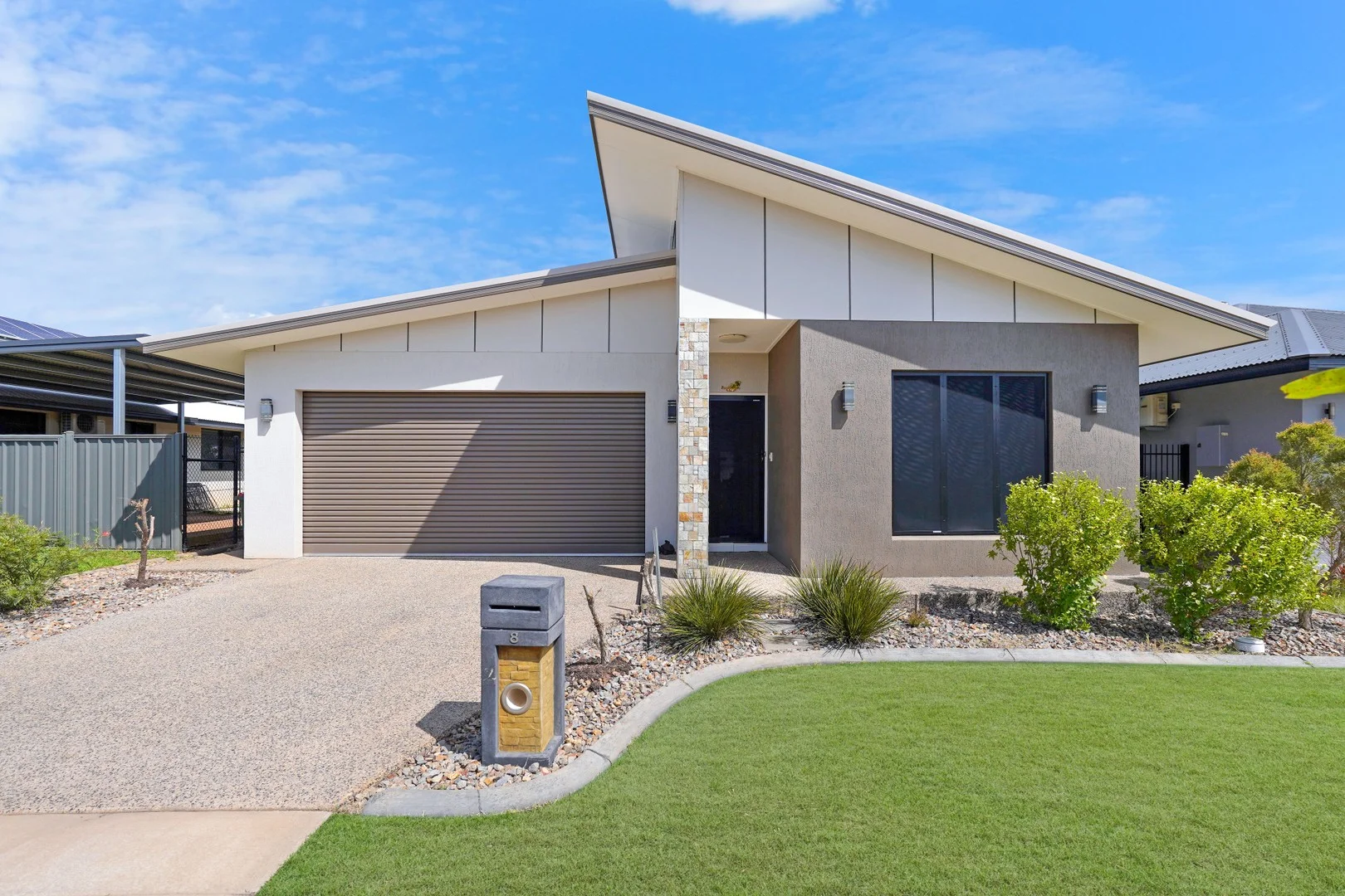 8 Woollybutt Street, Zuccoli NT 0832