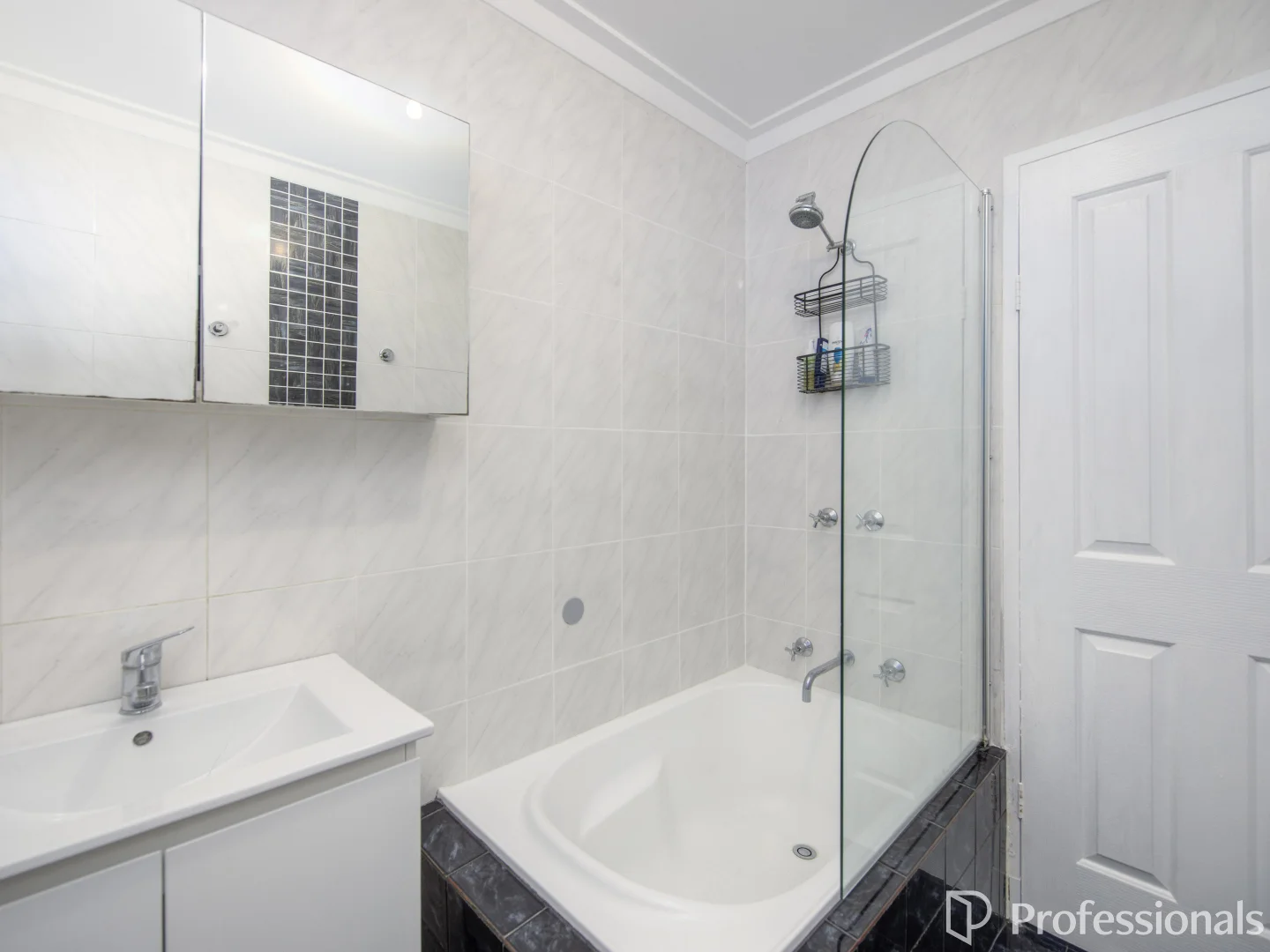 Additional image 12 of 2 Fletcher Road, Lesmurdie WA 6076