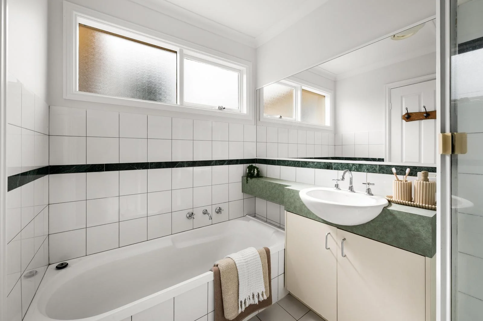 Additional image 7 of 1/135 Ivanhoe Parade, Ivanhoe VIC 3079