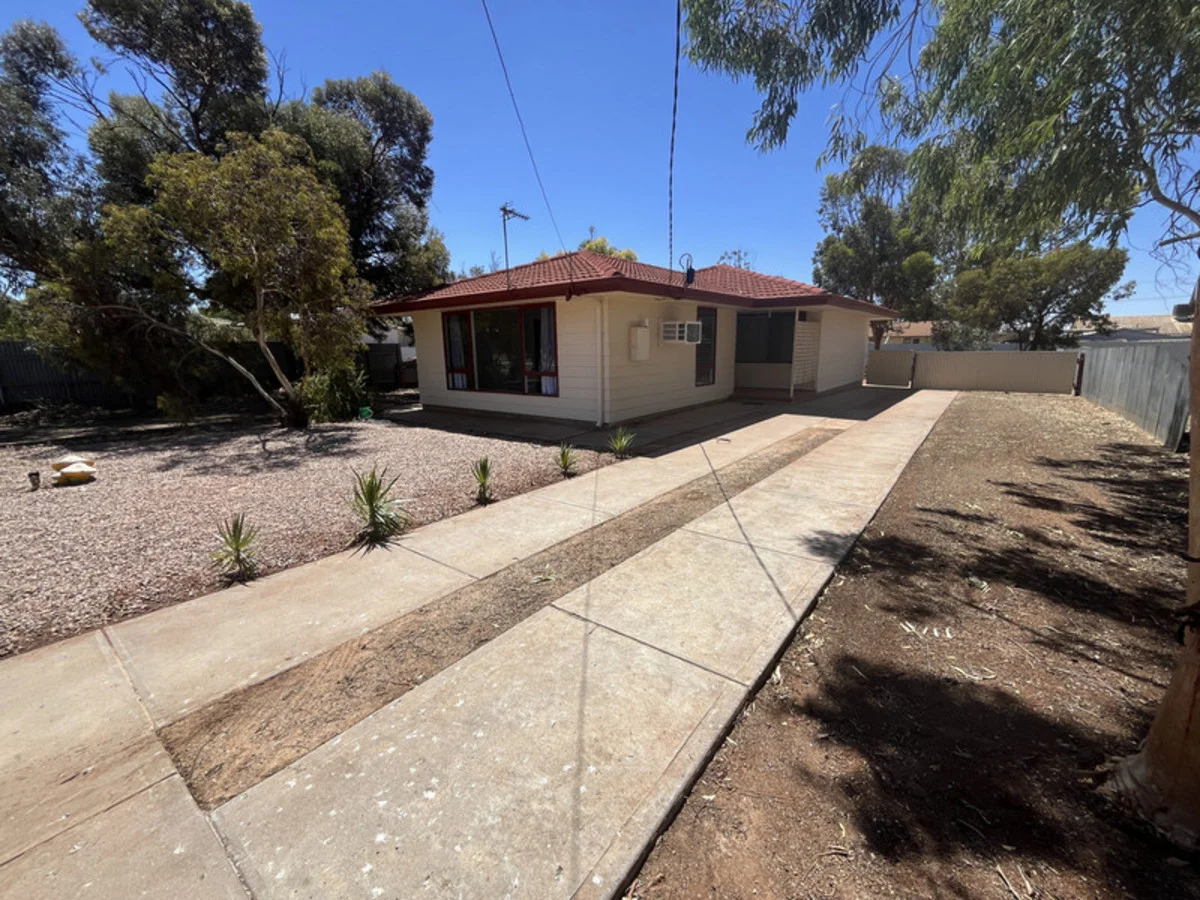 18 Shepstone Street, Quorn SA 5433