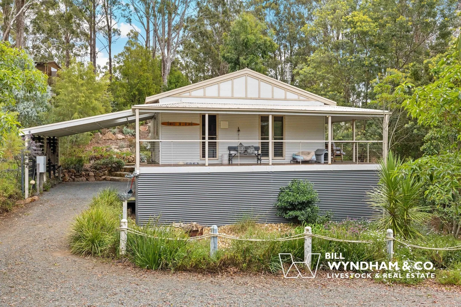 12 Banool Close, Metung VIC 3904