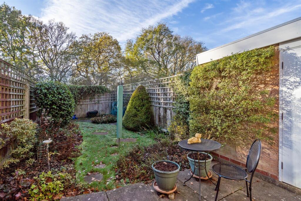 Additional image 10 of Sanfield Close, Shirley