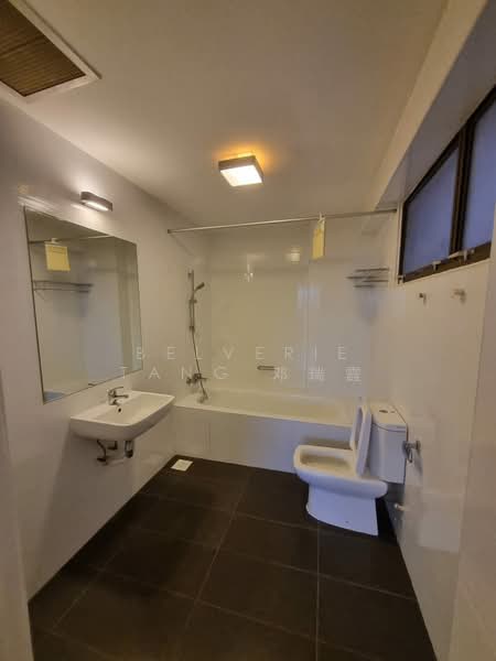 4 Cairnhill Rise photo 3