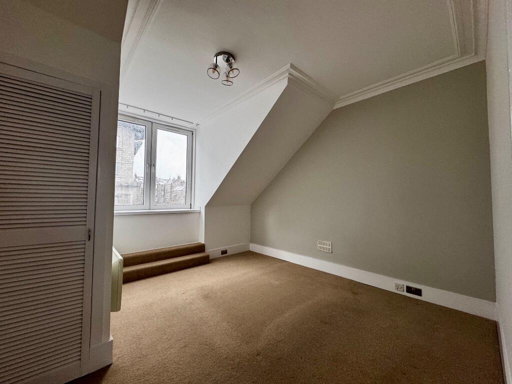 165 Hardgate, Aberdeen, Aberdeenshire, AB11 photo 3