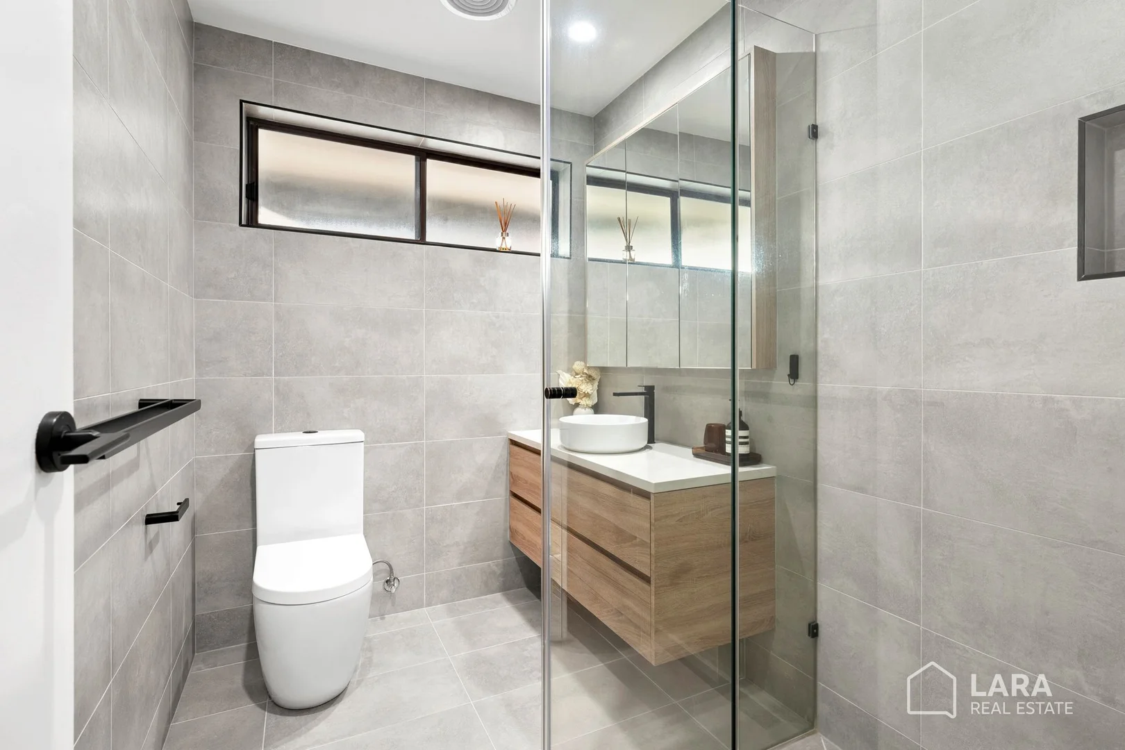 Additional image 11 of 53 Benjamin Drive, Lara VIC 3212