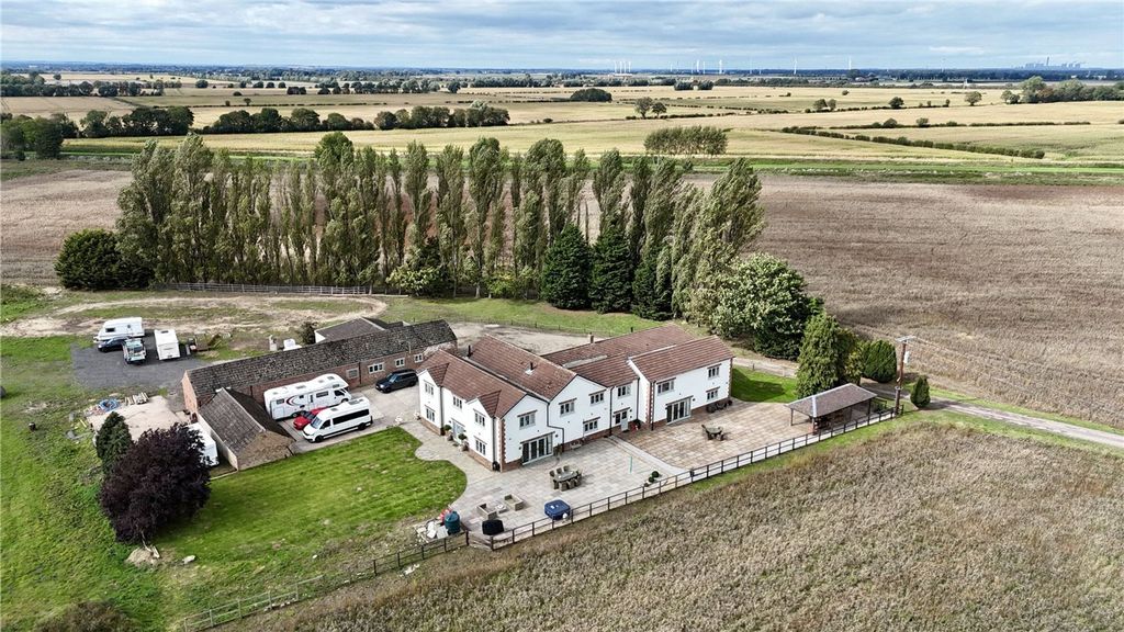 9 bed detached house for saleCrowle, Scunthorpe DN17
