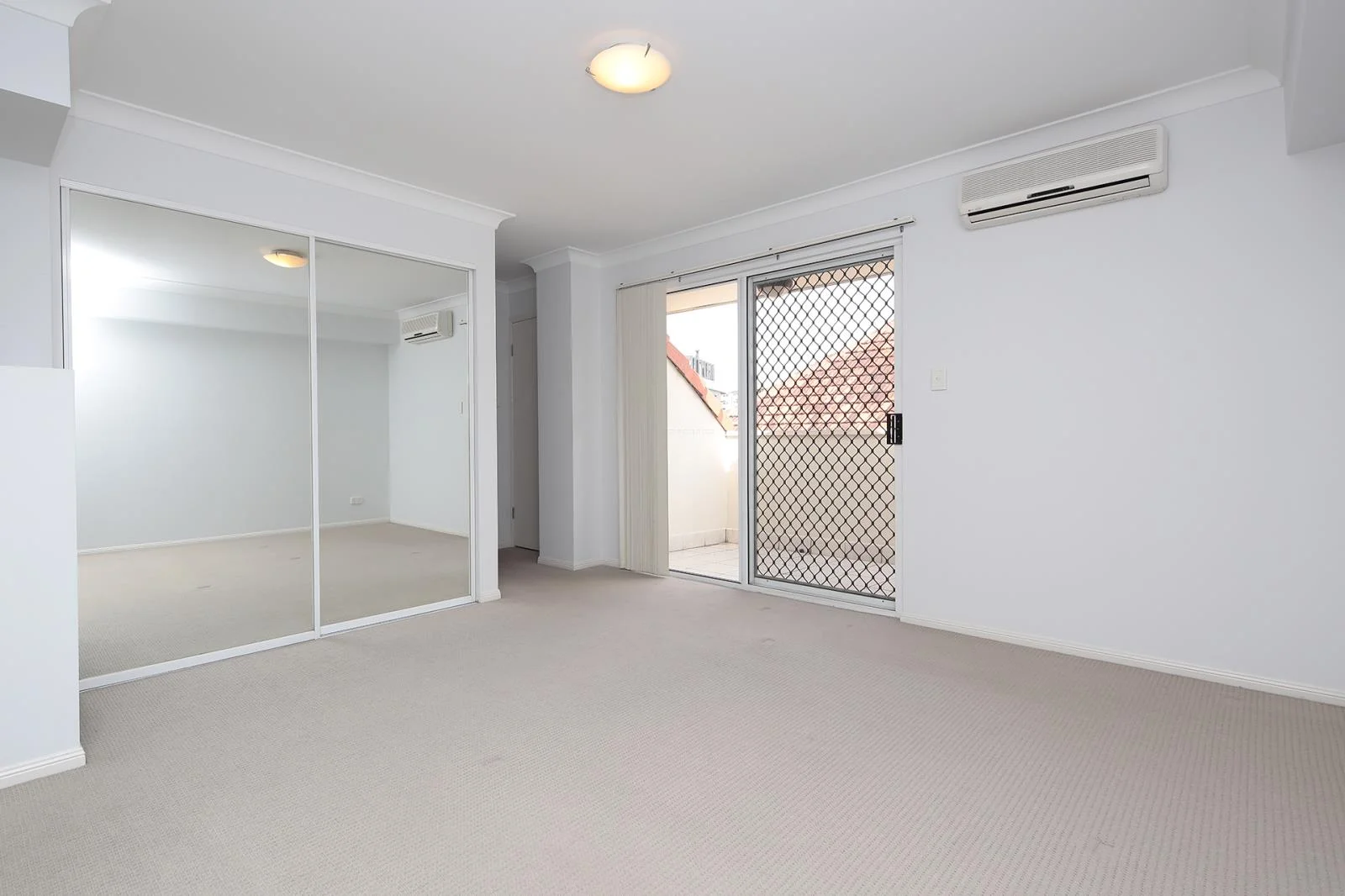 Additional image 3 of 6/41 Racecourse Road, Hamilton QLD 4007