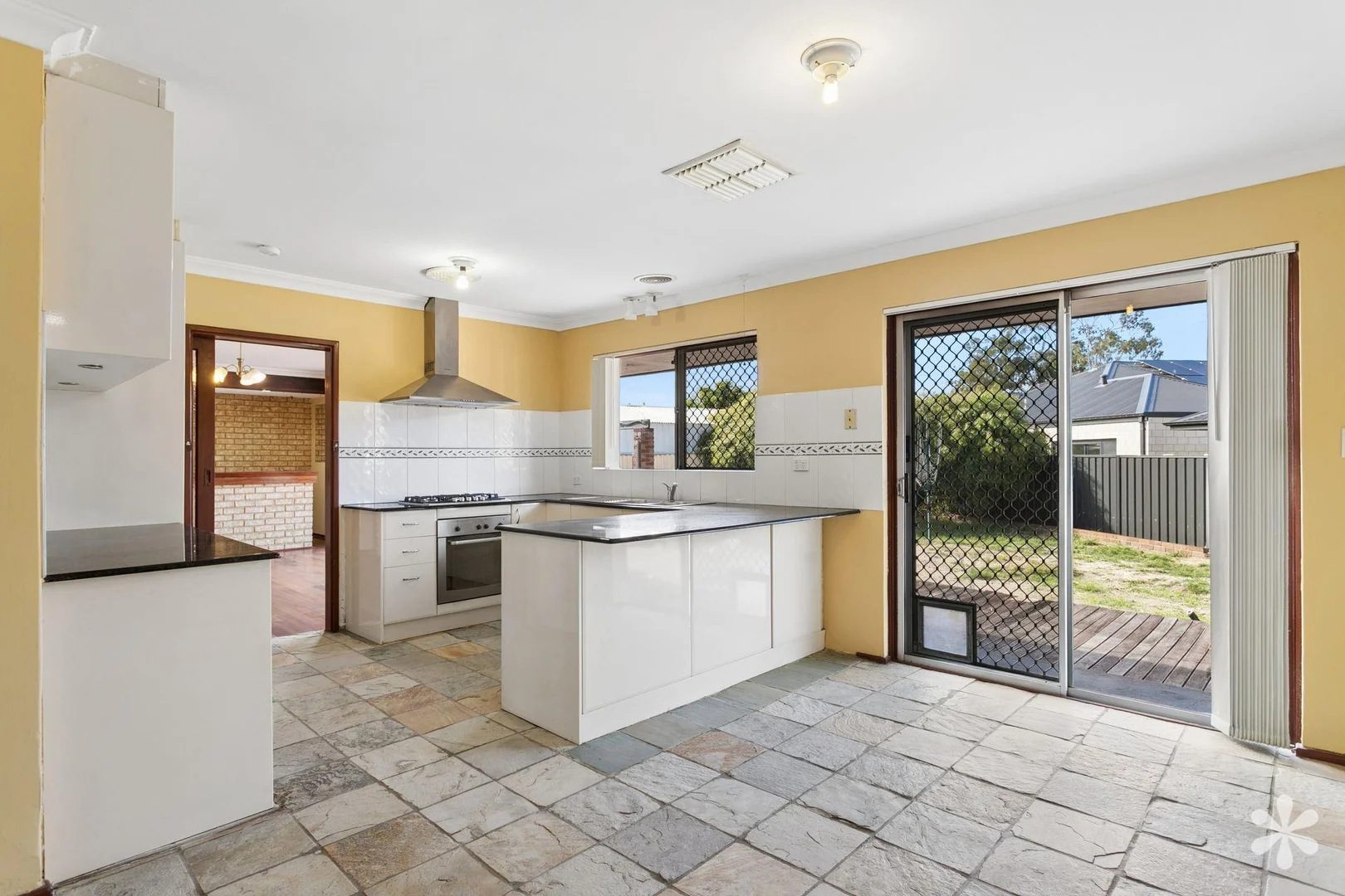 Additional image 9 of 36 Glennon Way, Rossmoyne WA 6148