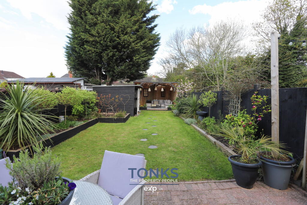Jarvis Crescent, Oldbury, B69 4QH photo 2