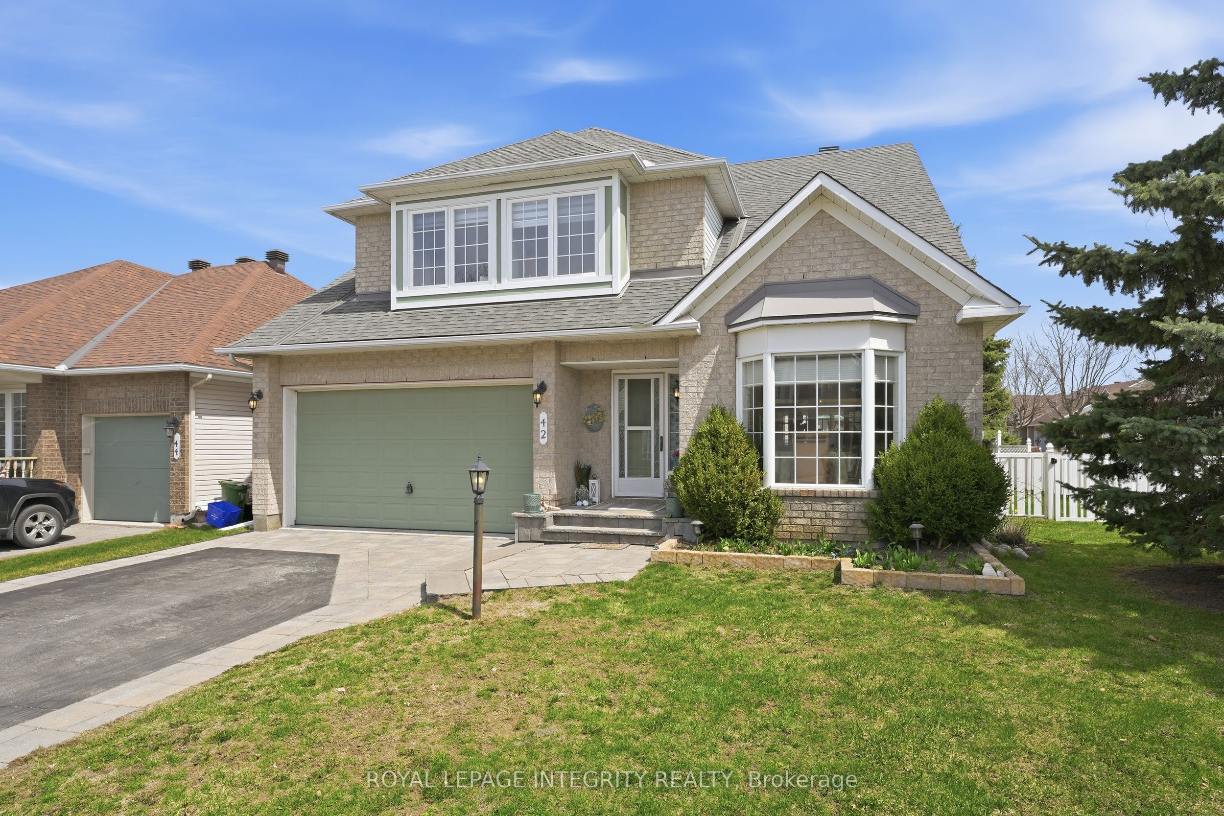 Additional image 2 of 42 Settler's Ridge Way, Ottawa, ON, K2J 4V2