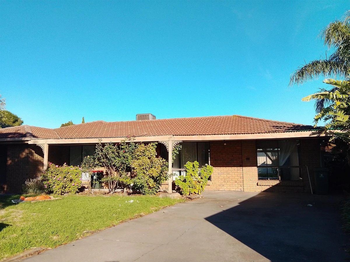 3 Hendrix Crescent, Woodcroft SA 5162 photo 2