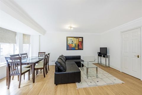 James Street, Marylebone, London W1U