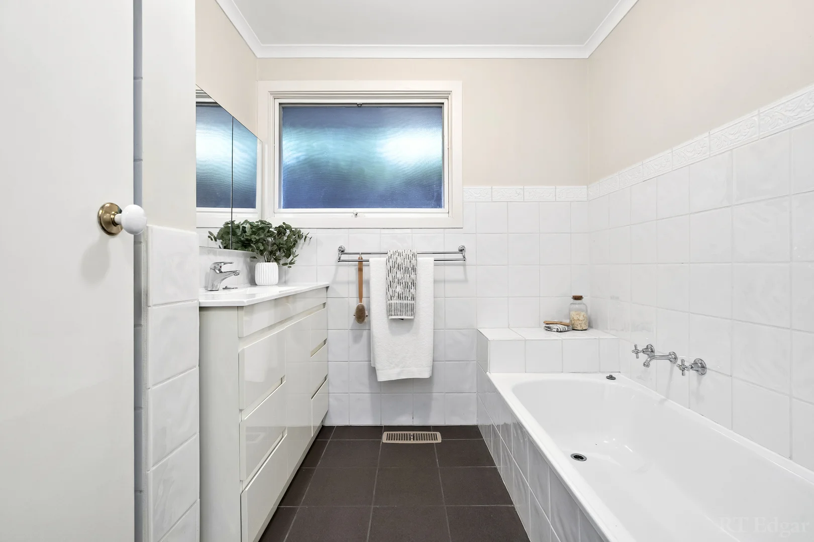 Additional image 7 of 5 Gwyn Rise, Vermont South VIC 3133
