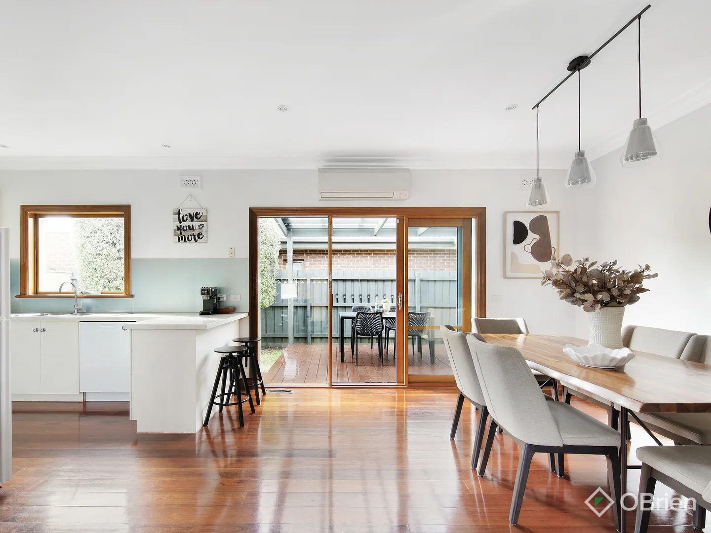 Additional image 6 of 2/18 Sumersett Avenue, Oakleigh South VIC 3167