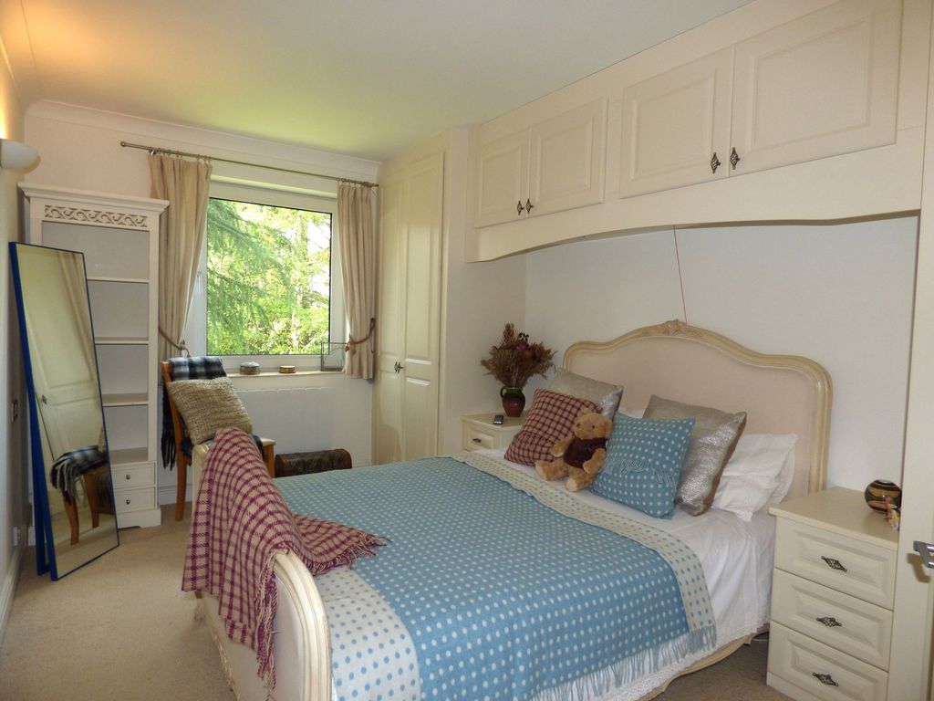 Additional image 5 of 1 bed flat for saleWorcester Road, Malvern, Worcestershire WR14