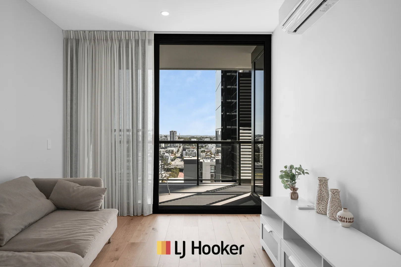 2206/380 Murray Street, Perth WA 6000 photo 5
