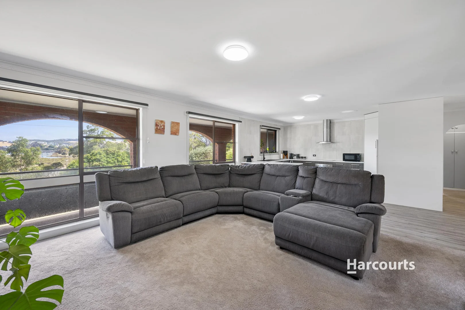 30 River Road, West Ulverstone TAS 7315 photo 3