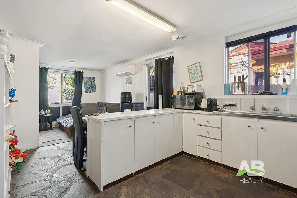 875 Wanneroo Road, Wanneroo WA 6065 photo 2