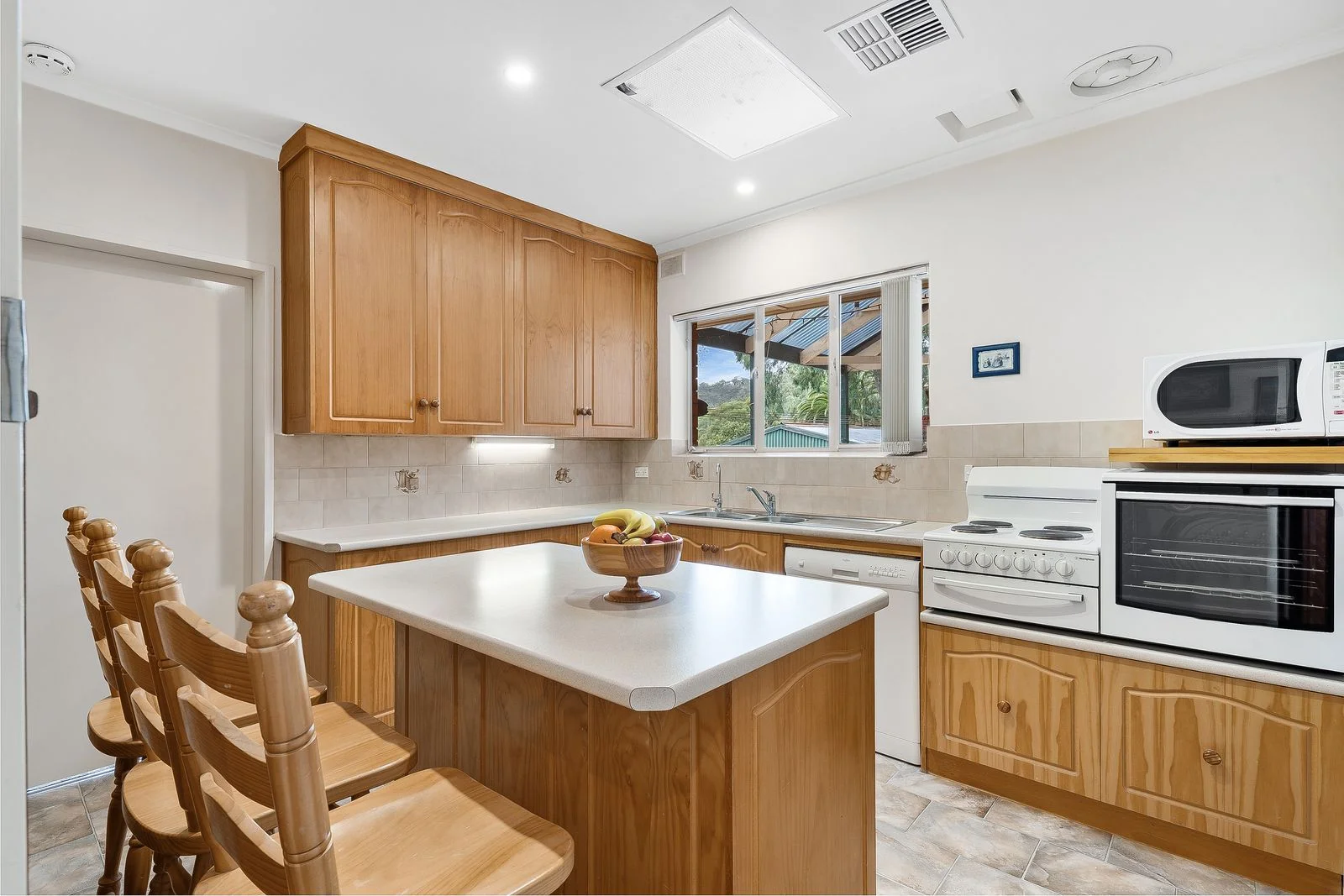 Additional image 6 of 28 Camelia St, Tea Tree Gully SA 5091
