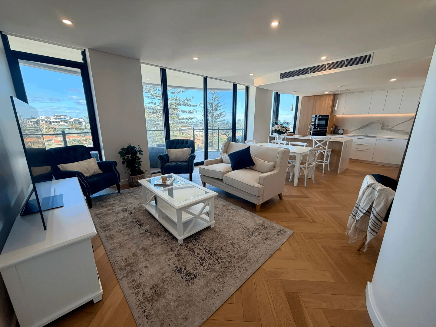 Additional image 3 of 409/10 Nautlius Avenue, Scarborough WA 6019