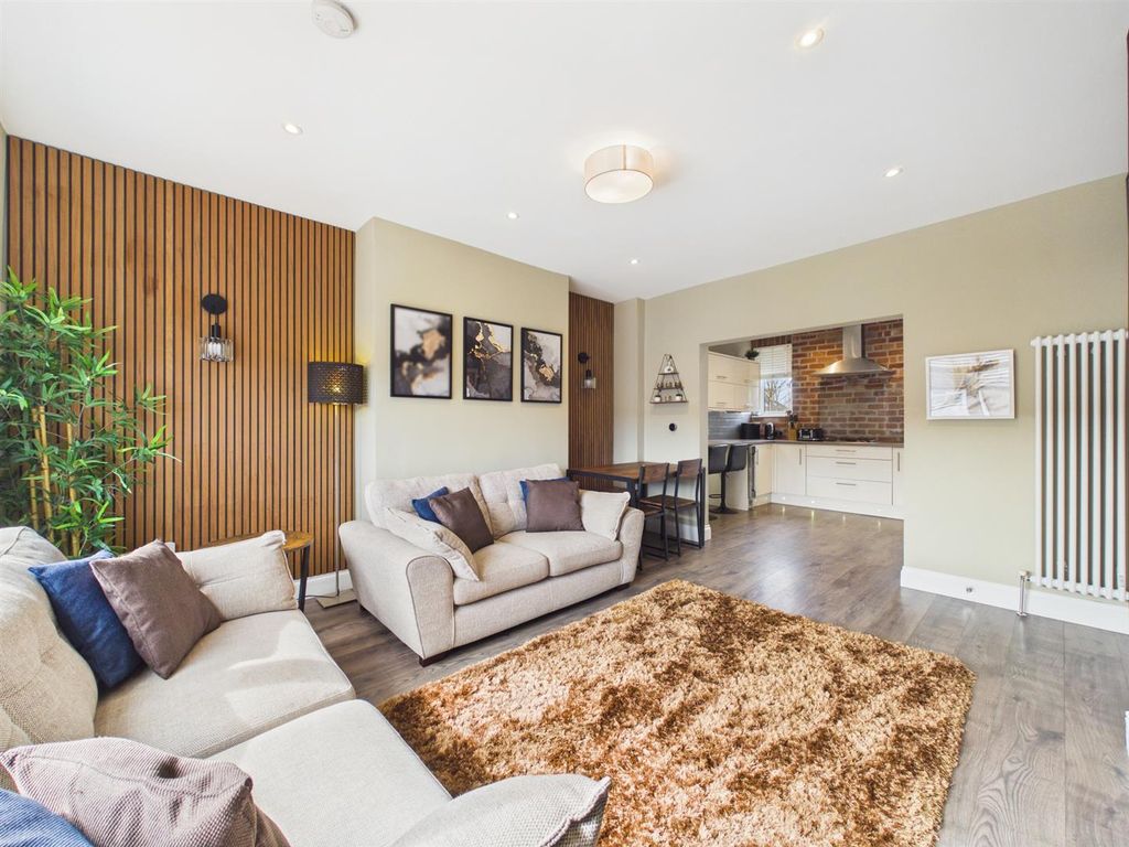 3 bed flat for saleSandy Road, Renfrew PA4 photo 4