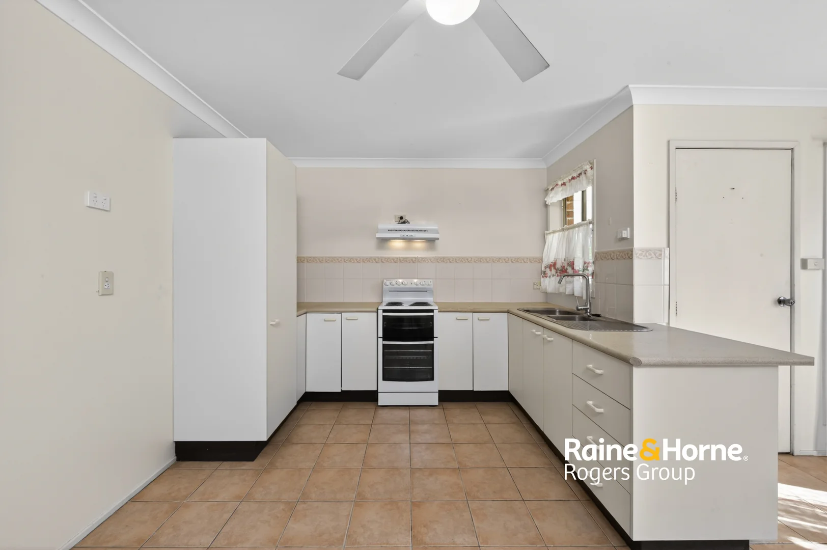 Additional image 5 of 1/424 Main Road, Noraville NSW 2263