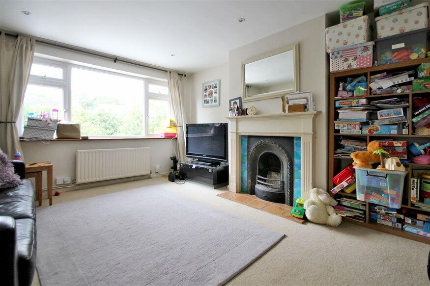 Oakley Road, Harpenden, AL5 photo 2