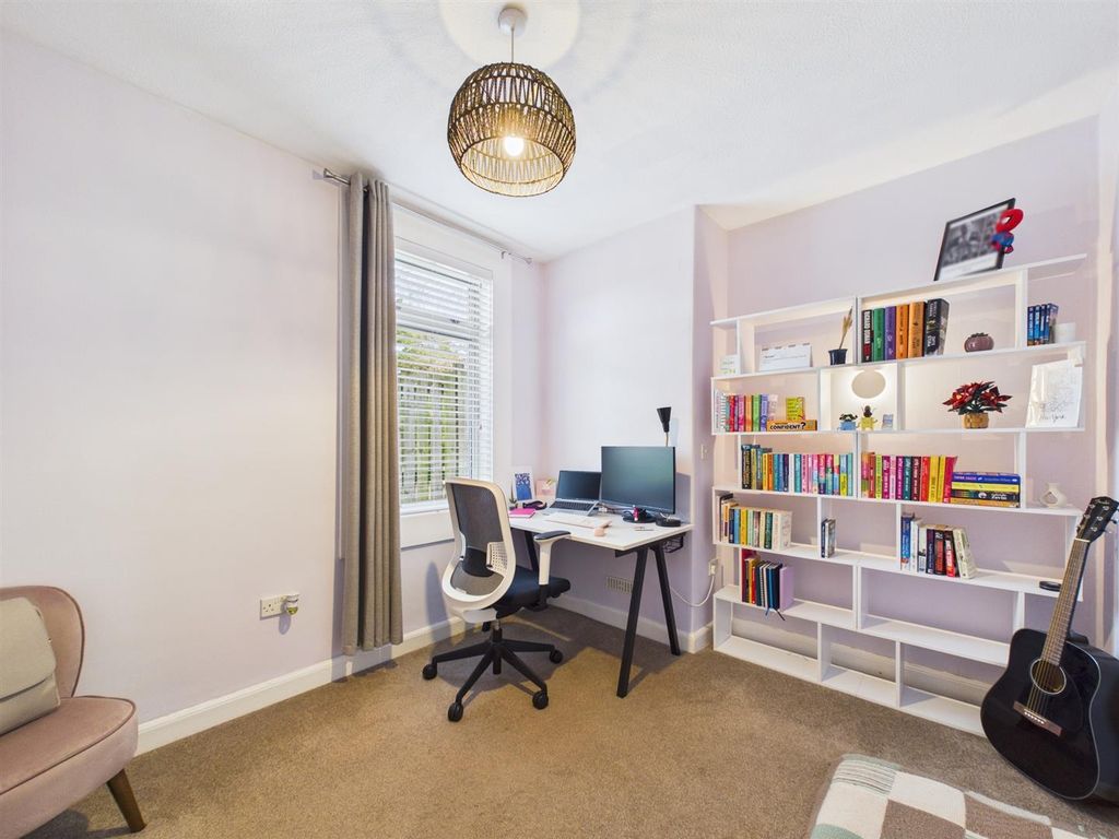 Additional image 8 of 2 bed flat for sale10 Craigie Road, Perth PH2