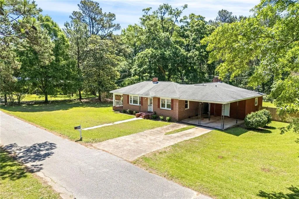 Additional image 2 of 1612 33rd Street, Valley, AL 36854