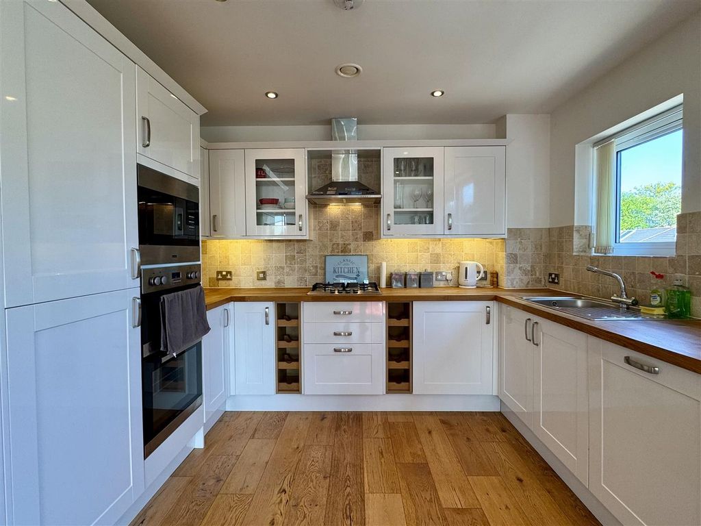 Additional image 9 of 2 bed flat for saleVauxhall Lane, Chepstow NP16