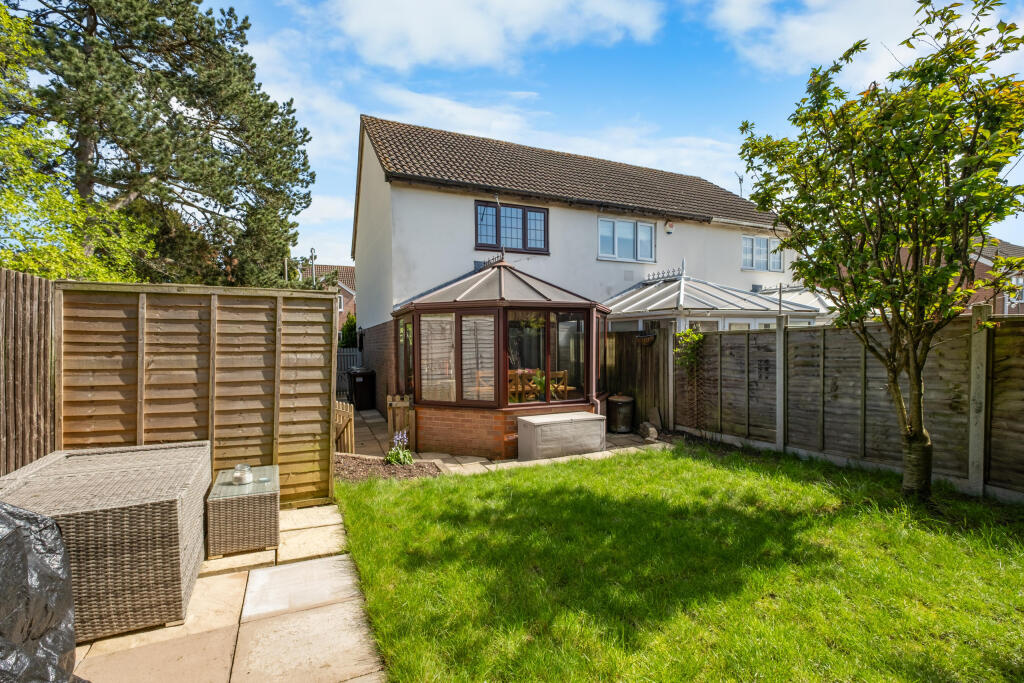 Granary Road, Stoke Heath, Bromsgrove B60 3QH photo 2