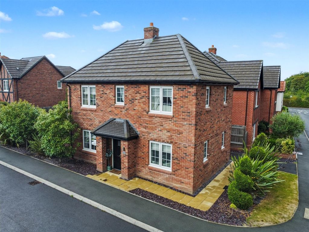 3 bed detached house for saleBadger Vale, Wollaton, Nottingham NG8
