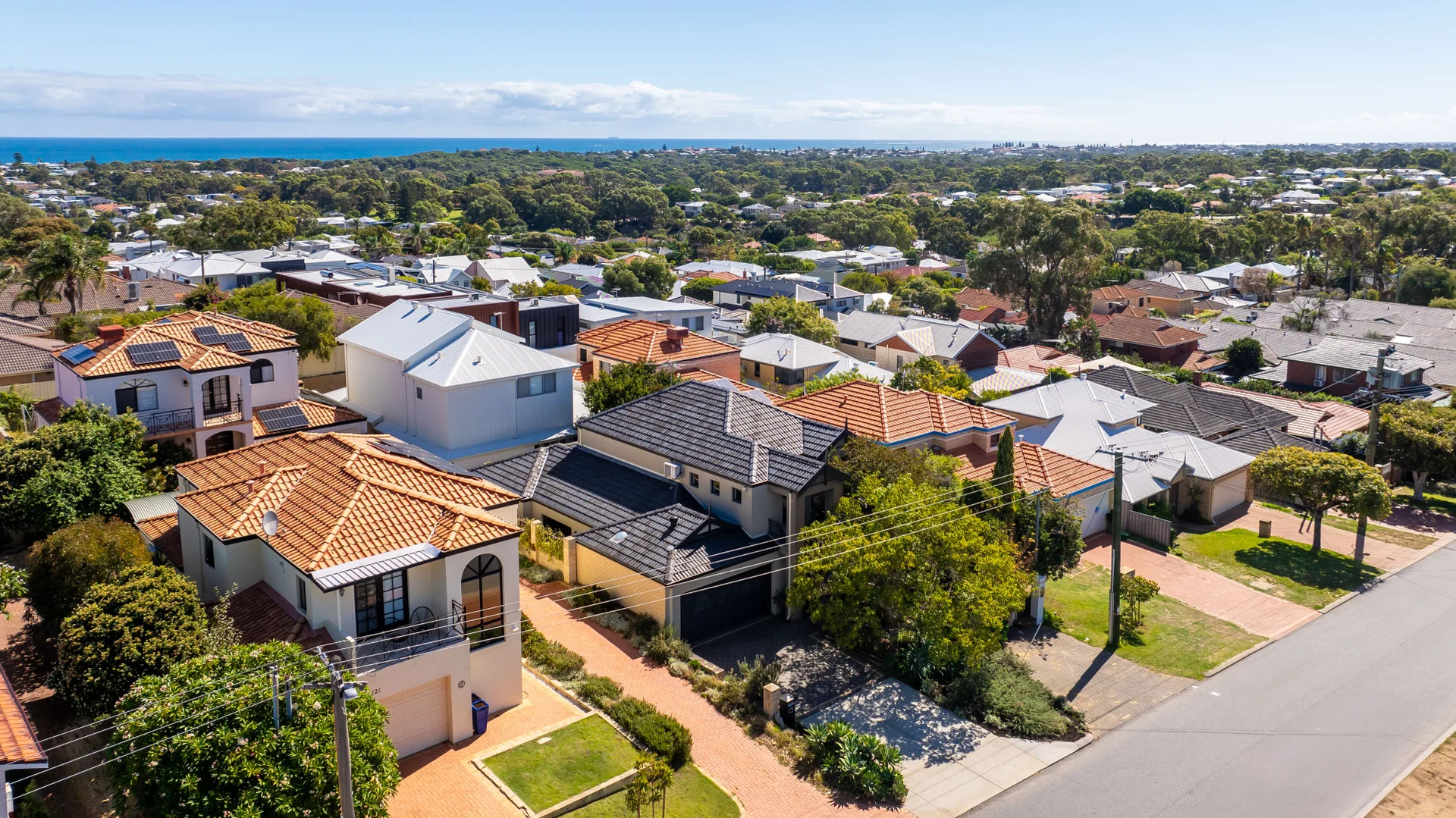 Additional image 32 of 119 Grand Promenade, Doubleview WA 6018