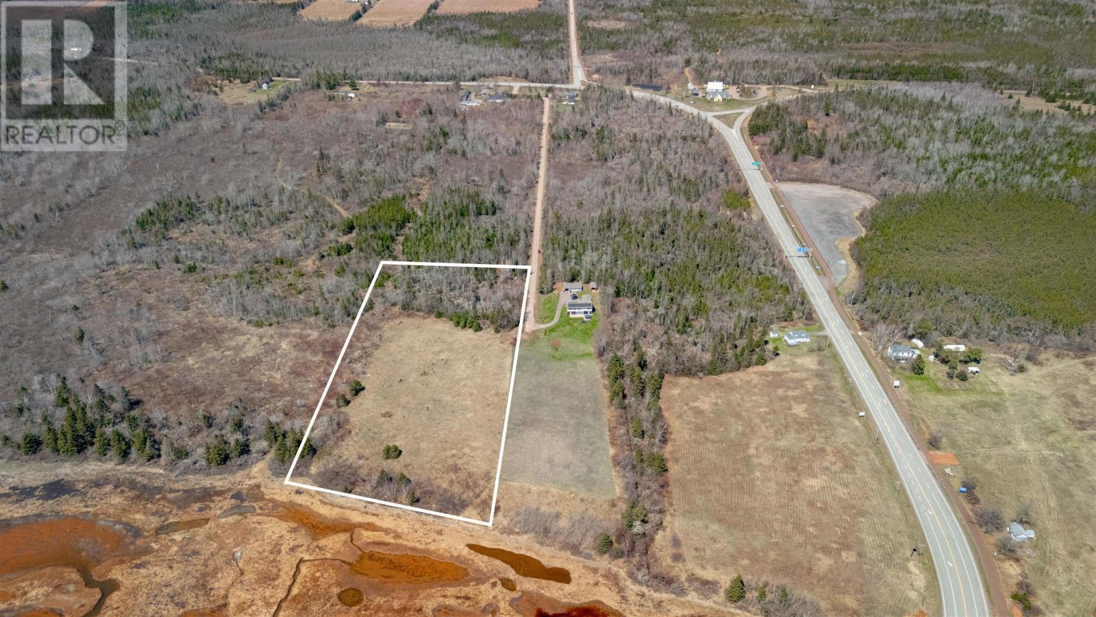 Acreage MacMillan Lane