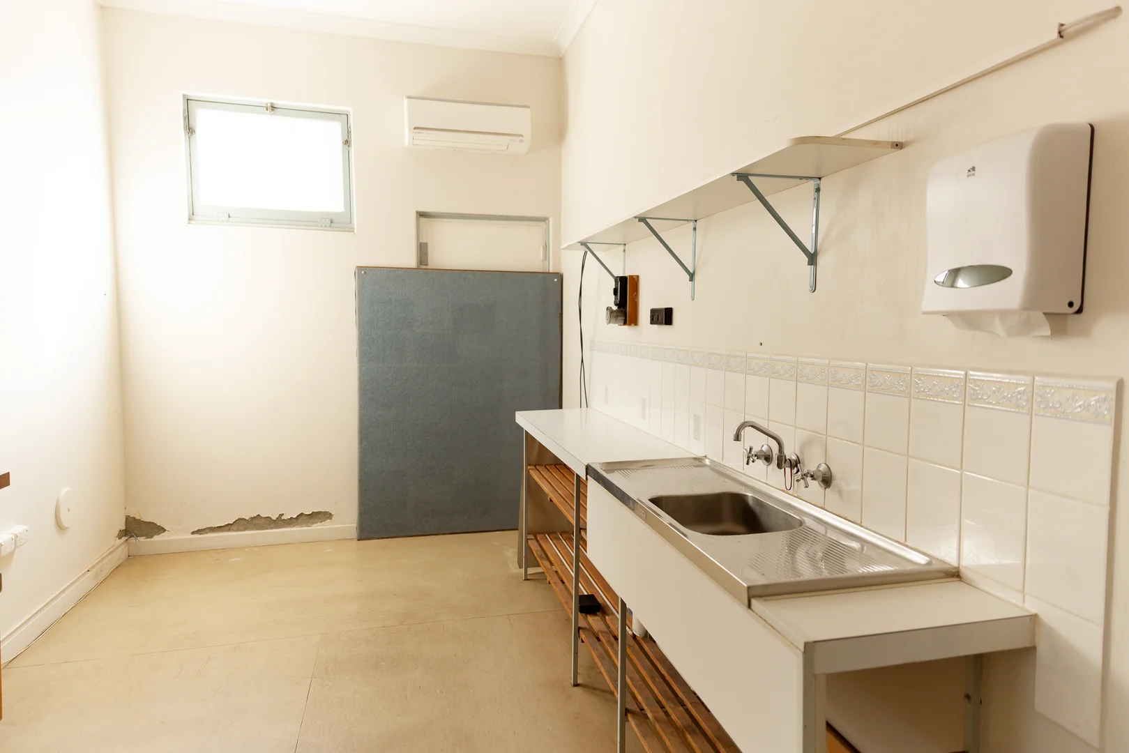 Additional image 13 of 23 Bates Street, Merredin WA 6415